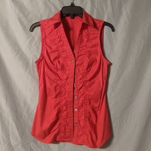 Sleeveless button down shirt